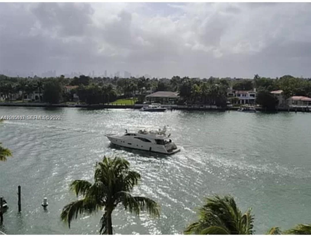 5880 Collins Ave 604 photo 7