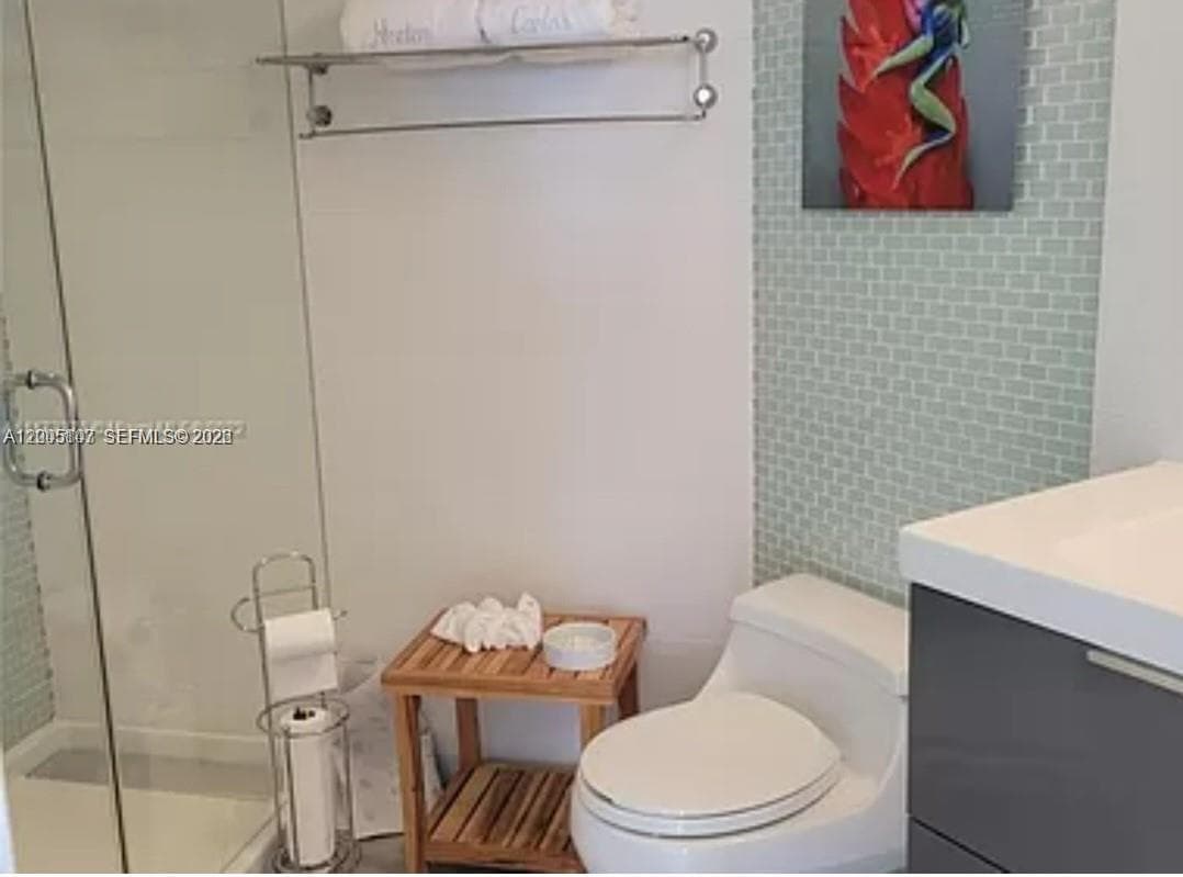 5880 Collins Ave 604 photo 5