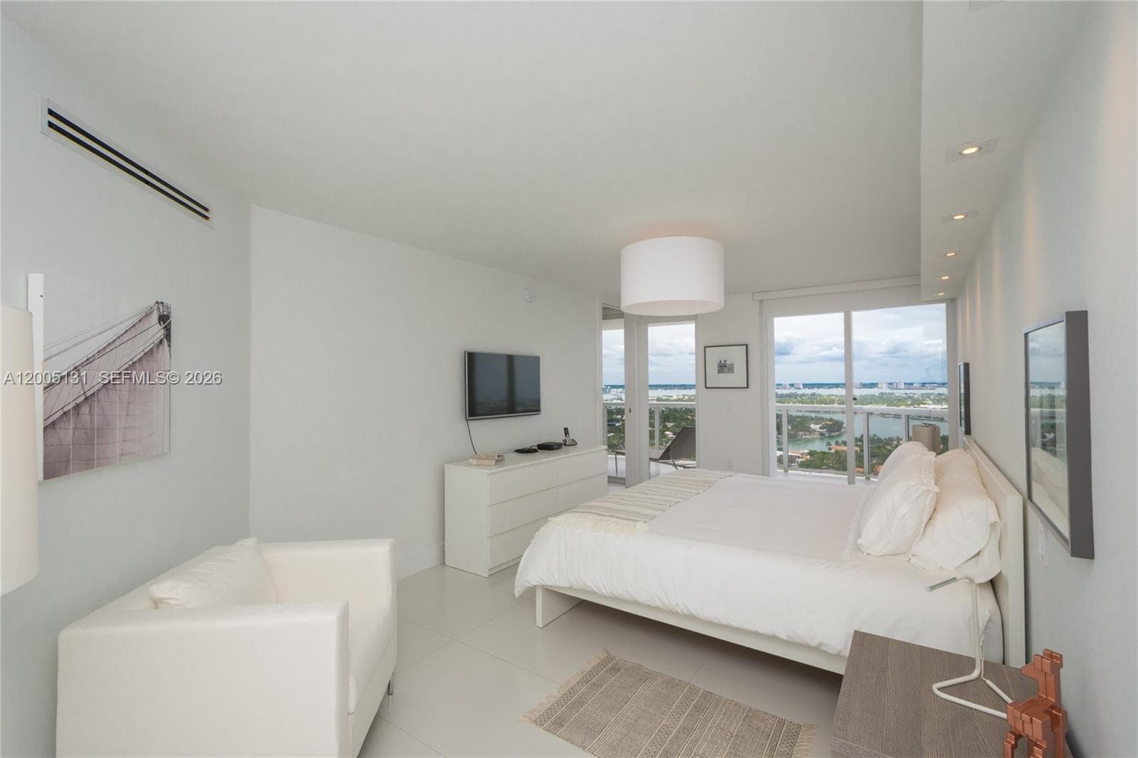6301 Collins Ave 3006 photo 13