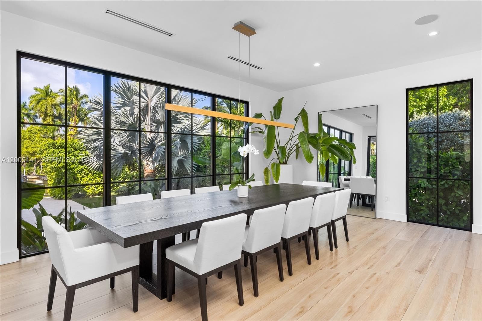 895 76th St photo 17