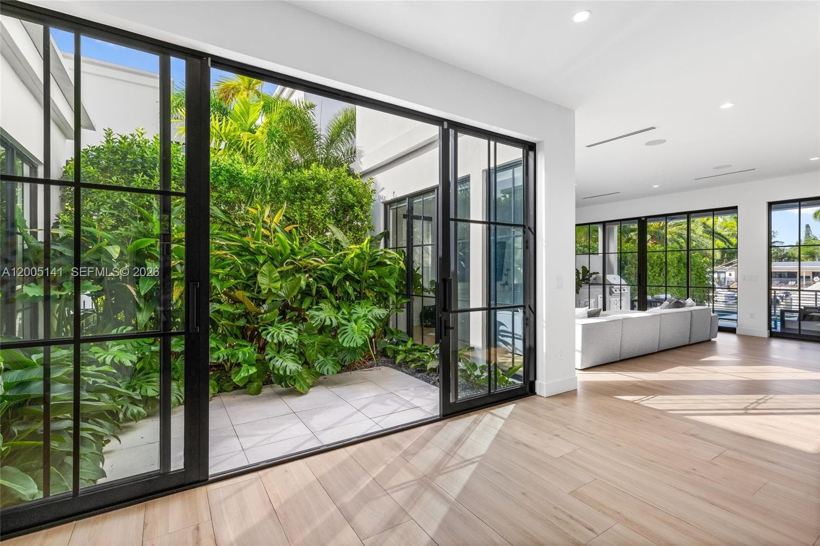 895 76th St photo 11