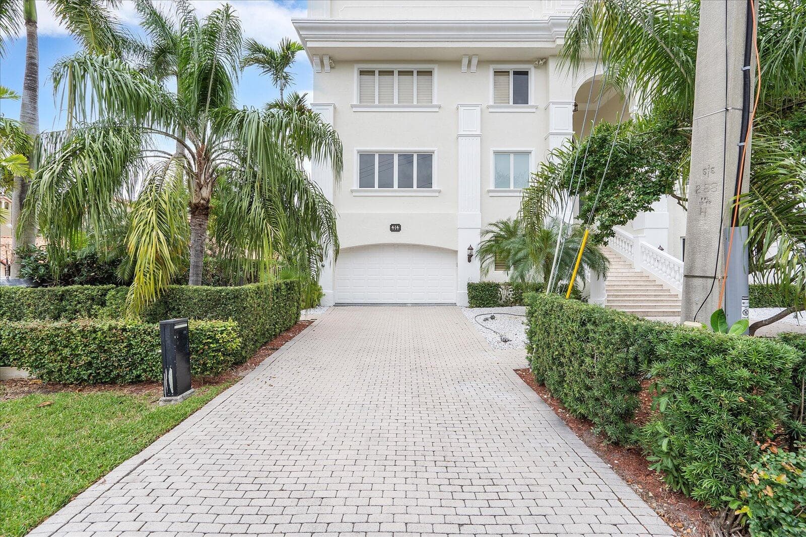 414 Riviera Isle Drive photo 6