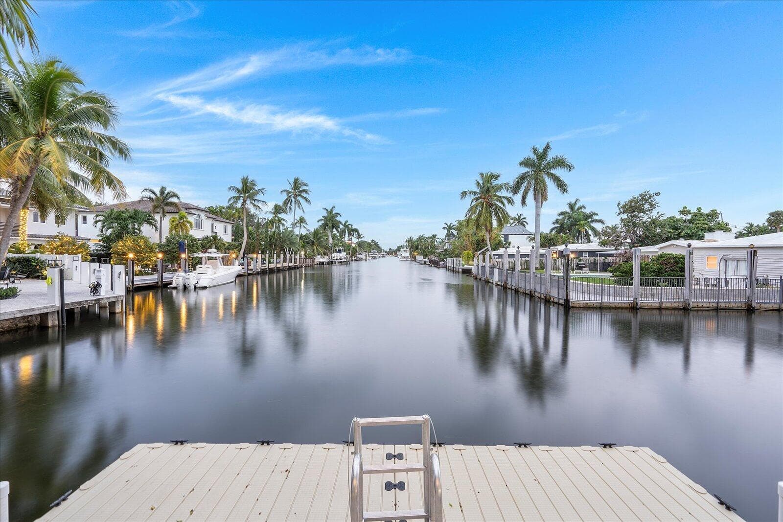 414 Riviera Isle Drive photo 1