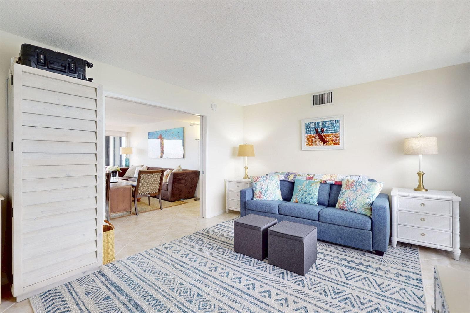 124 Lakeshore Drive 4280 photo 17