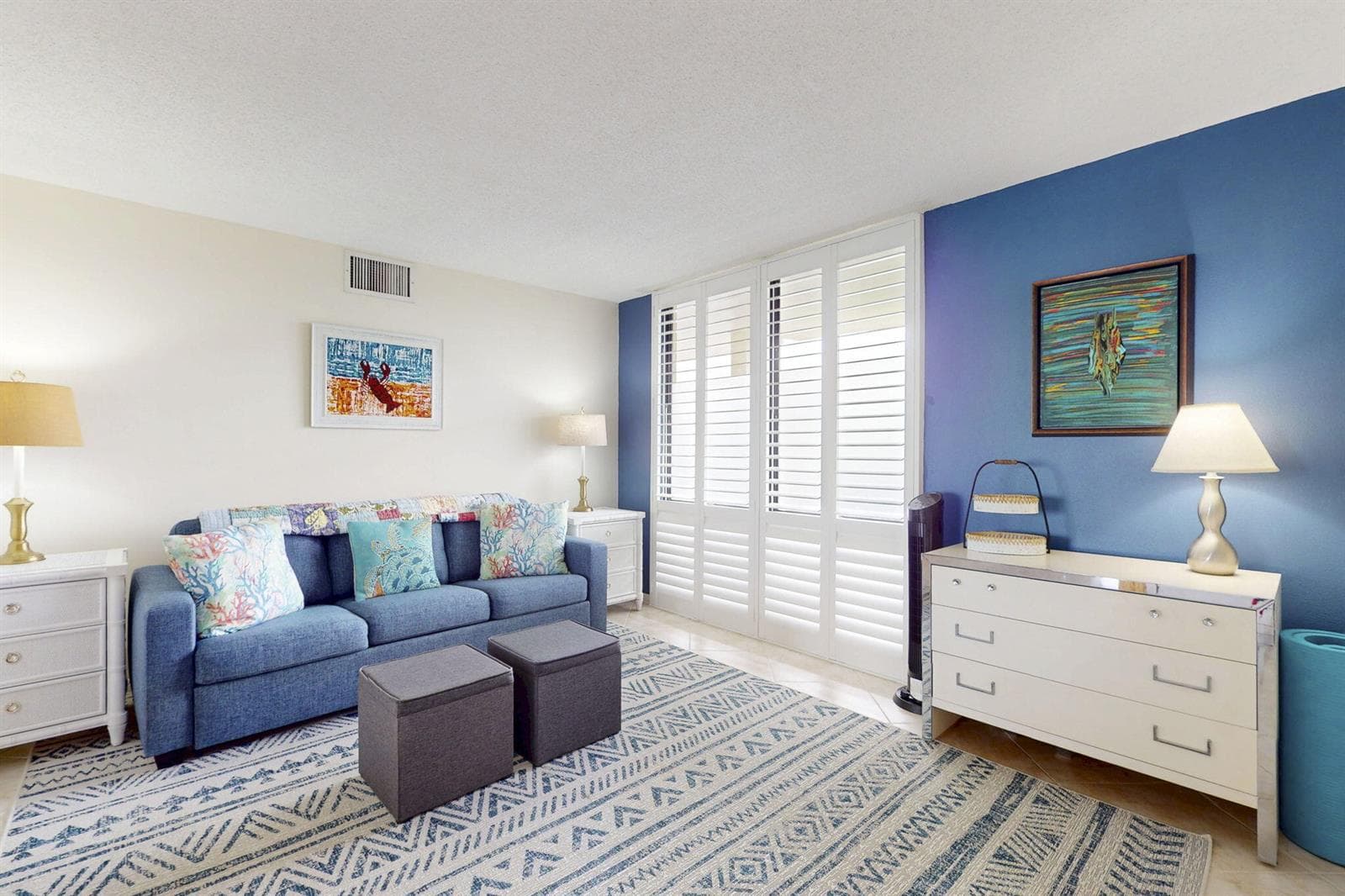 124 Lakeshore Drive 4280 photo 16