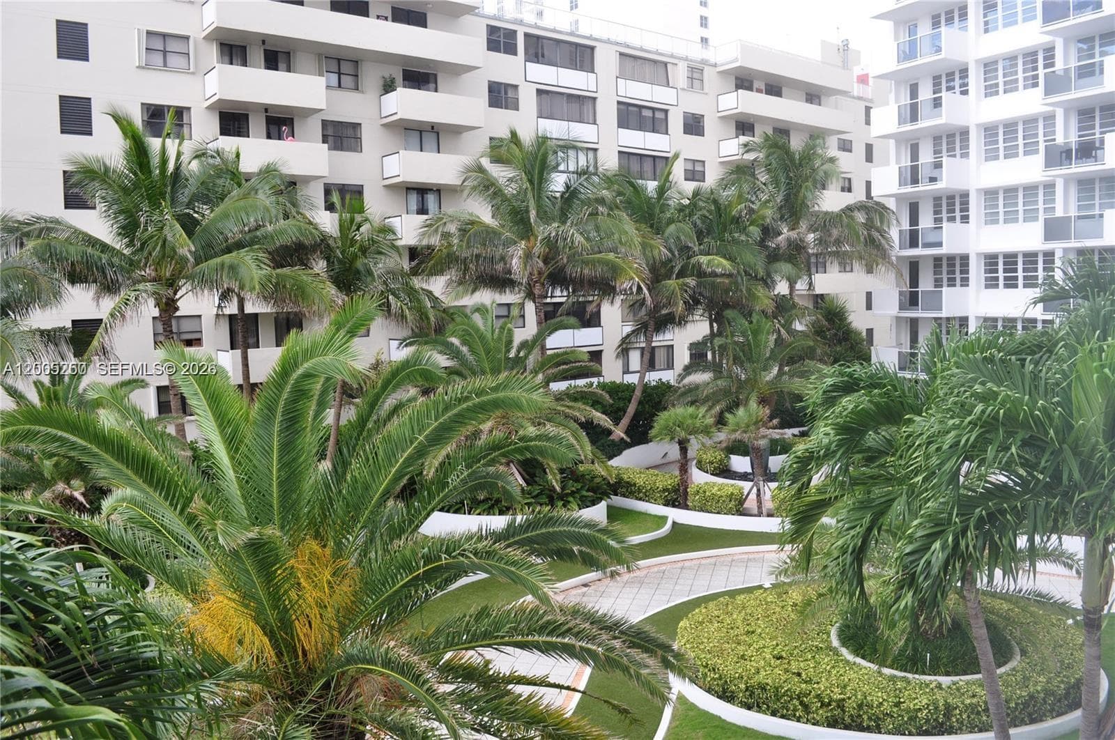 100 Lincoln Rd 534 photo 13