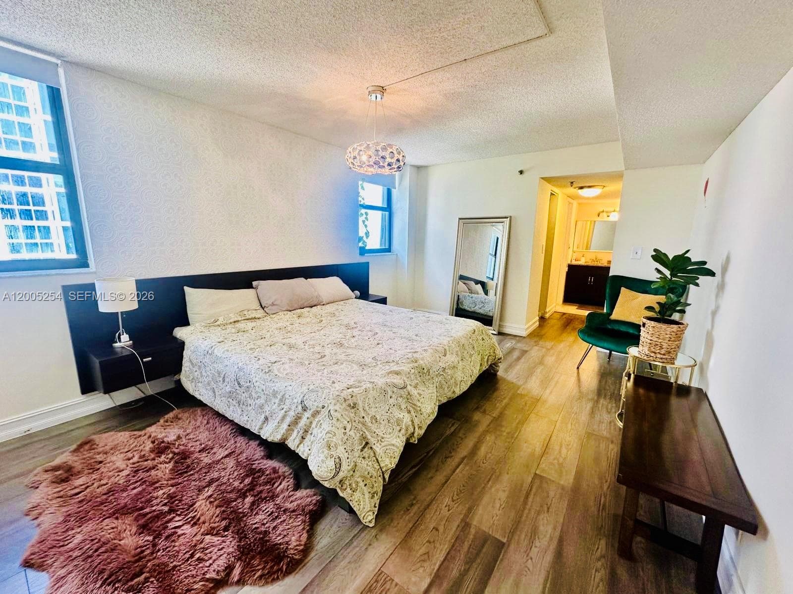 2625 Collins Ave 1508 photo 7