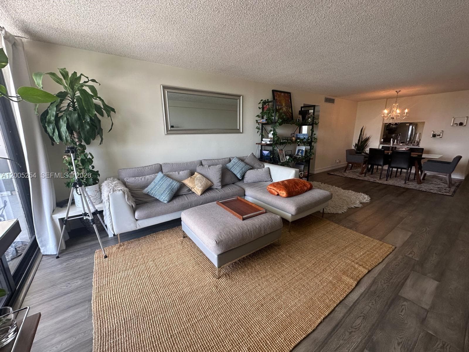 2625 Collins Ave 1508 photo 3