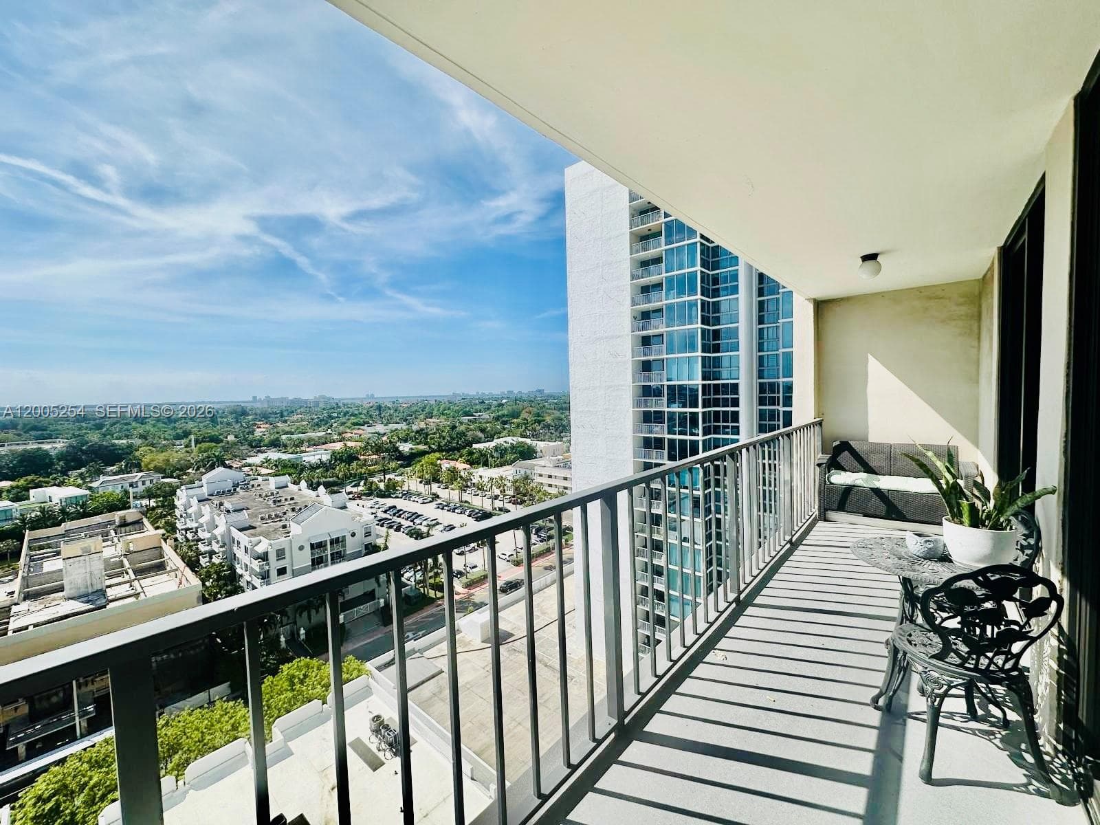 2625 Collins Ave 1508 photo 11