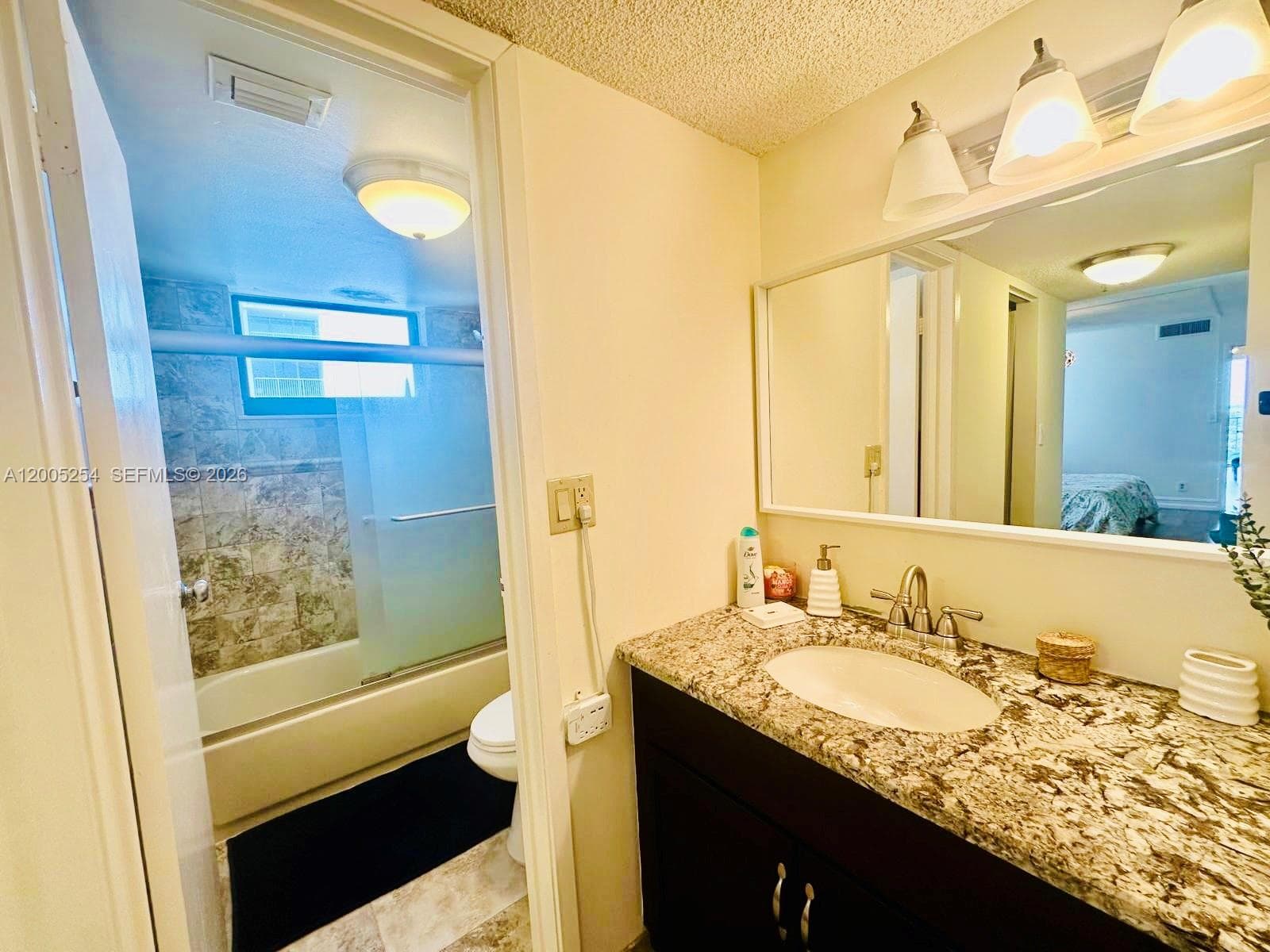 2625 Collins Ave 1508 photo 8