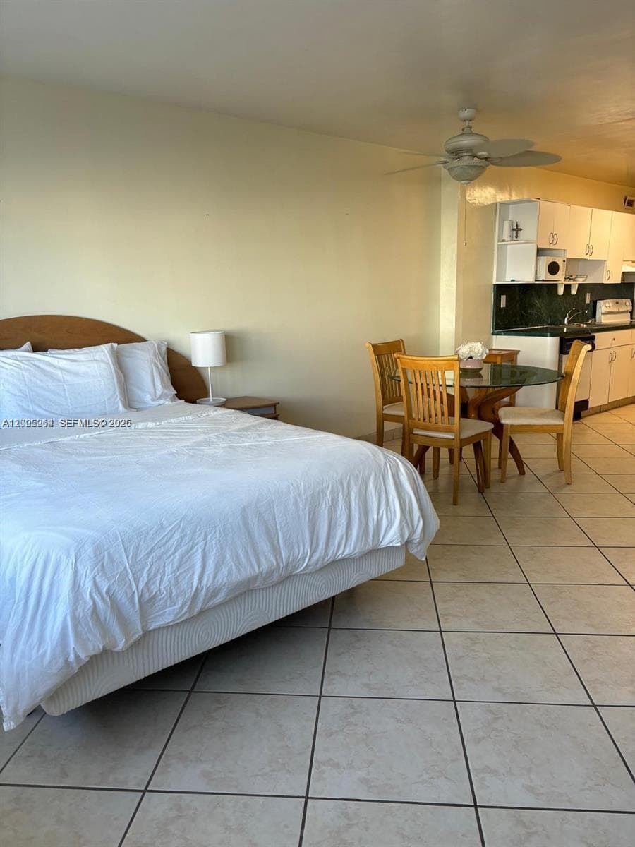 100 Lincoln Rd 731 photo 2