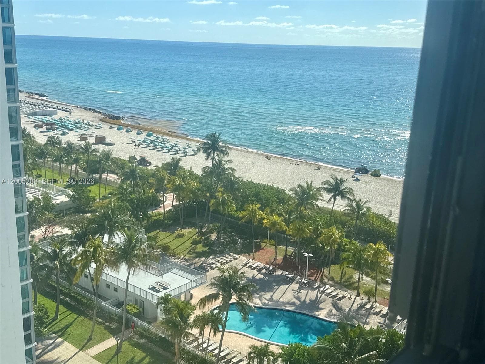 2625 Collins Ave 1508 photo 13