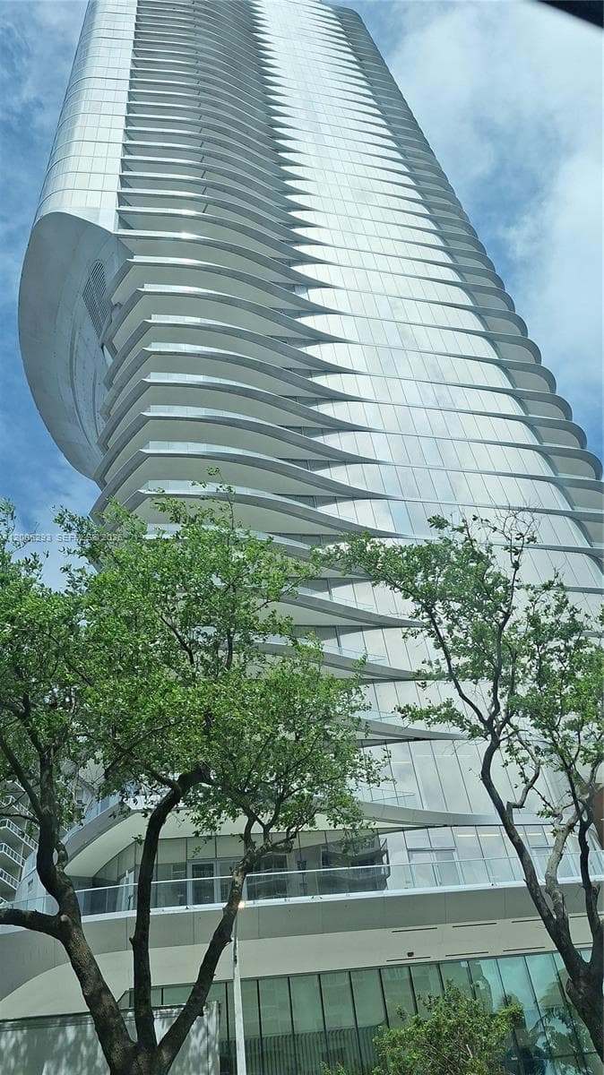 175 se 25 rd 2803 photo 1