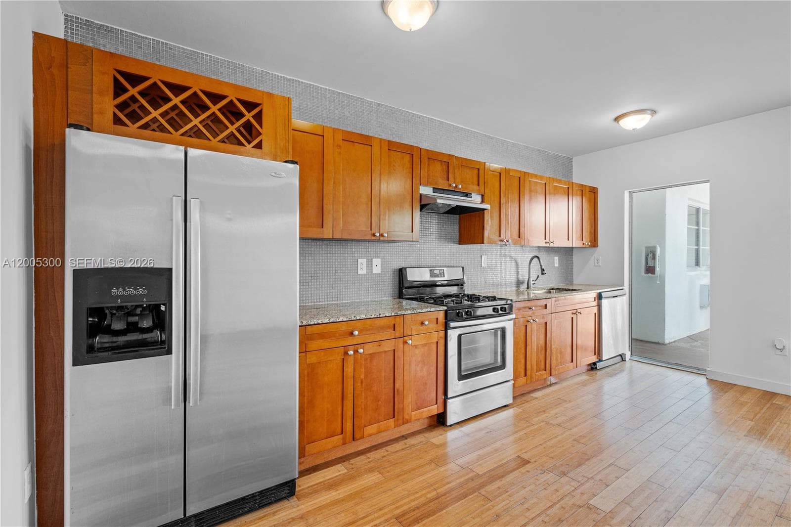 7950 Tatum Waterway Dr N19 photo 12