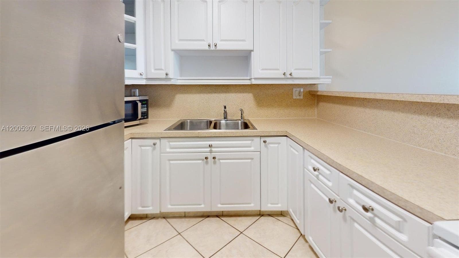 500 Three Islands Blvd 402 photo 10