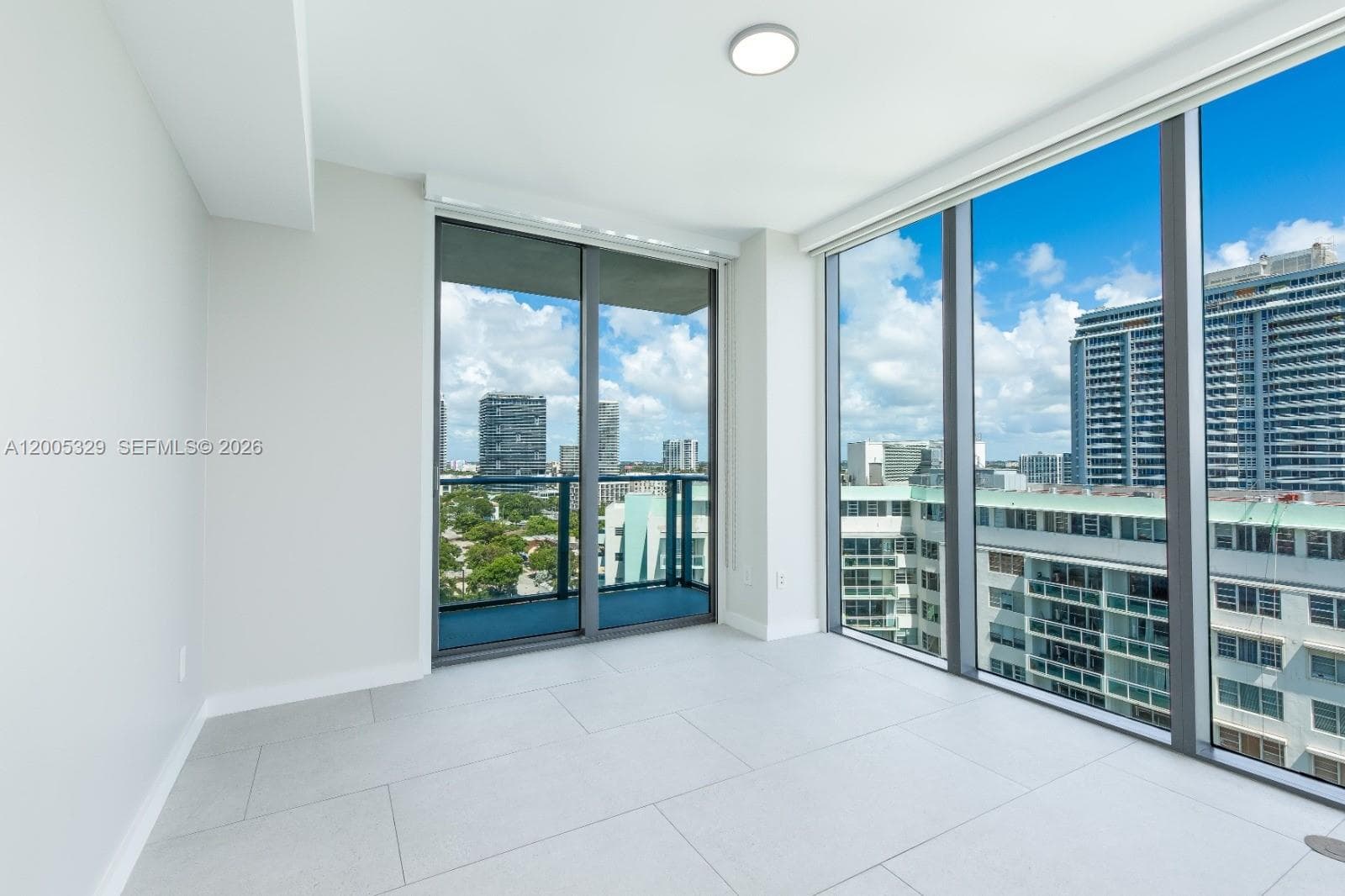 3131 7th Ave 1406 photo 22