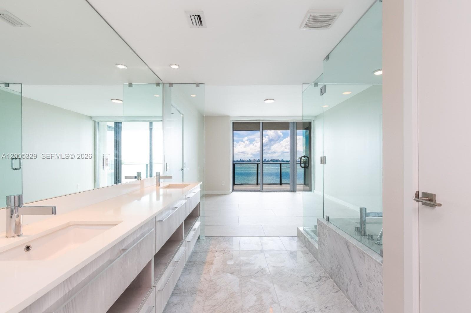 3131 7th Ave 1406 photo 9