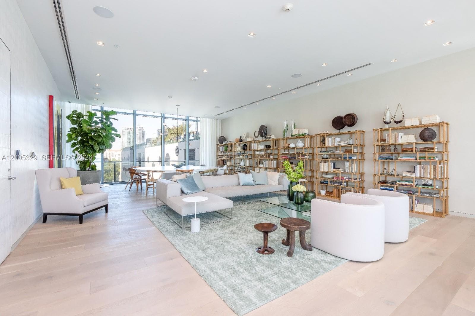 3131 7th Ave 1406 photo 25