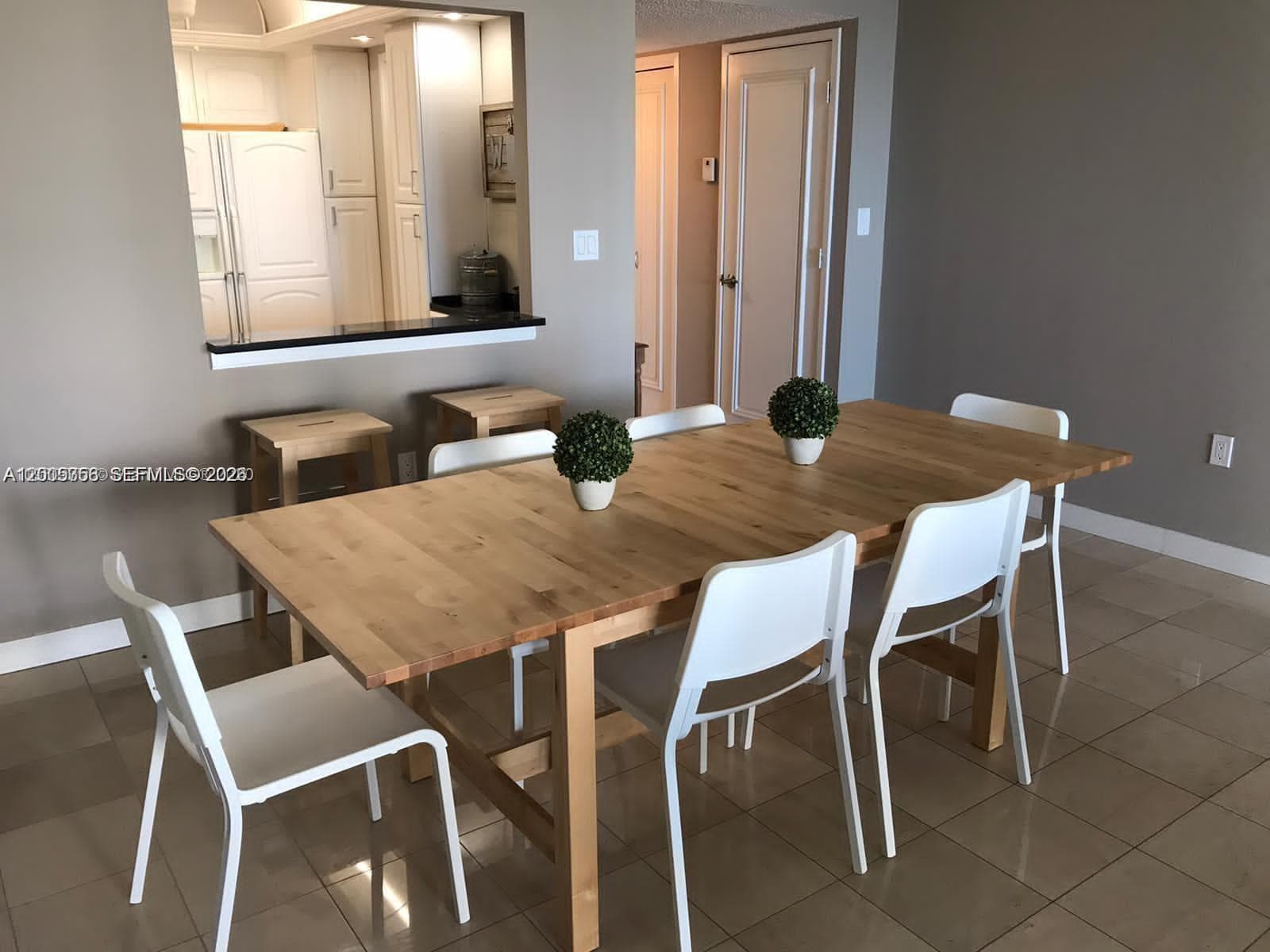 3731 Country Club Dr 1129 photo 7