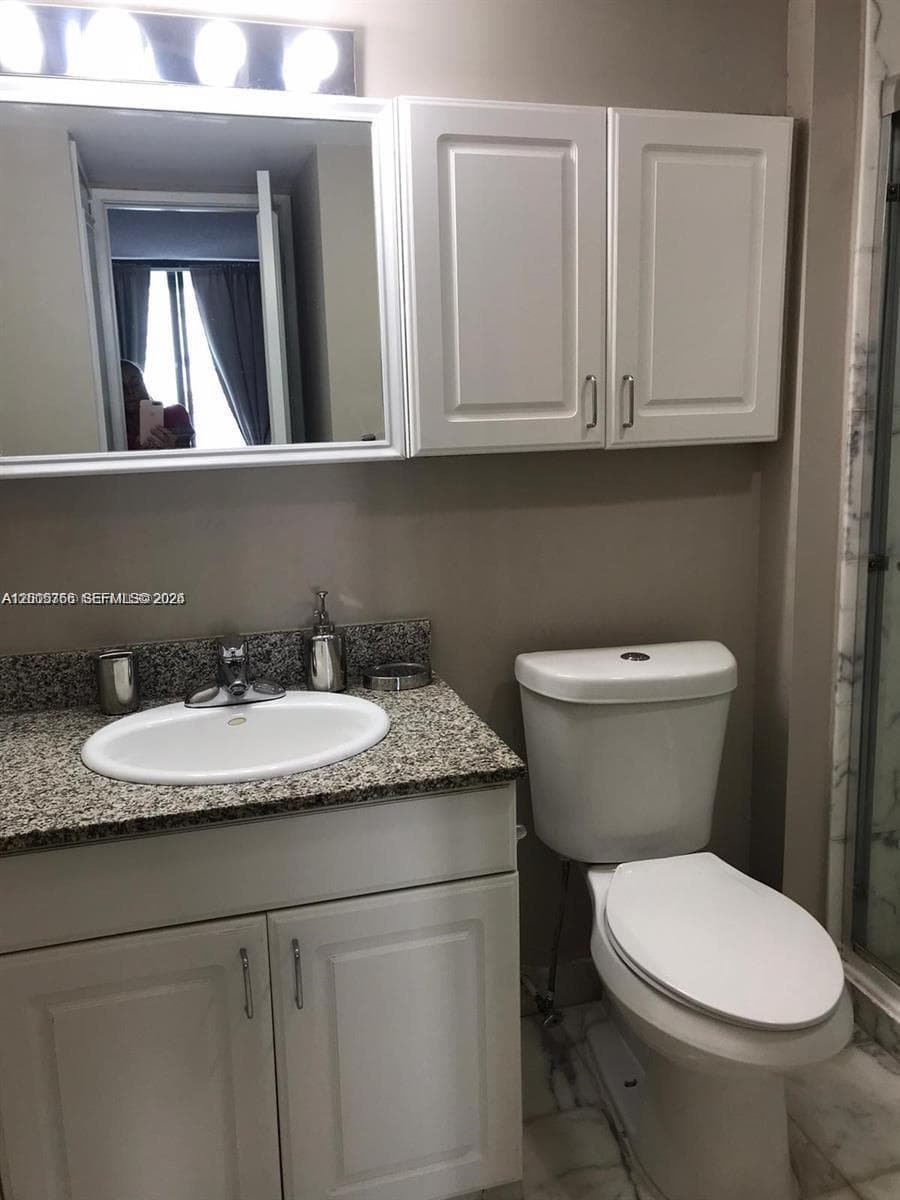 3731 Country Club Dr 1129 photo 20