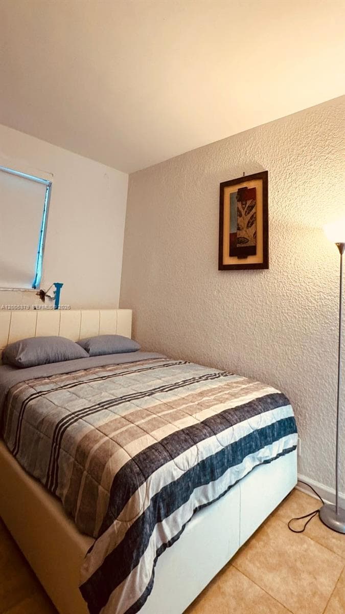 4001 Ocean Dr PH3 photo 9