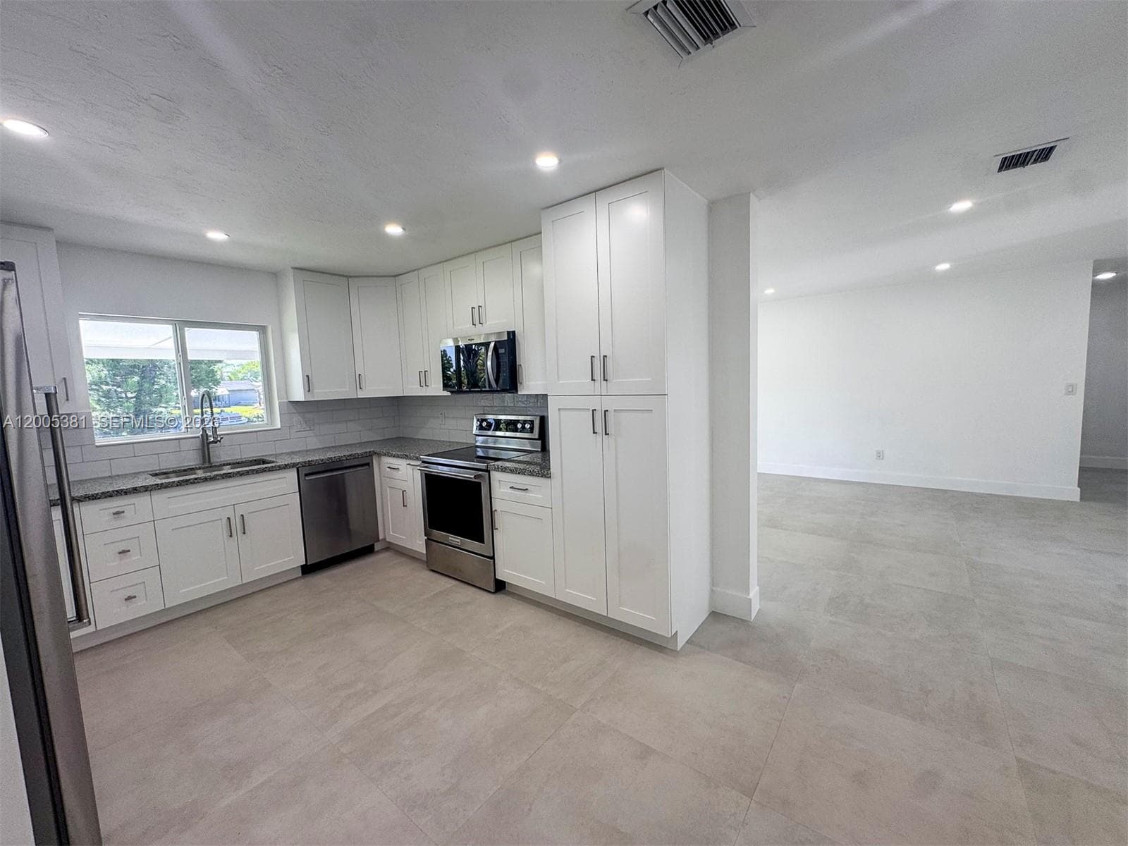 19001 Sterling Dr 0 photo 6