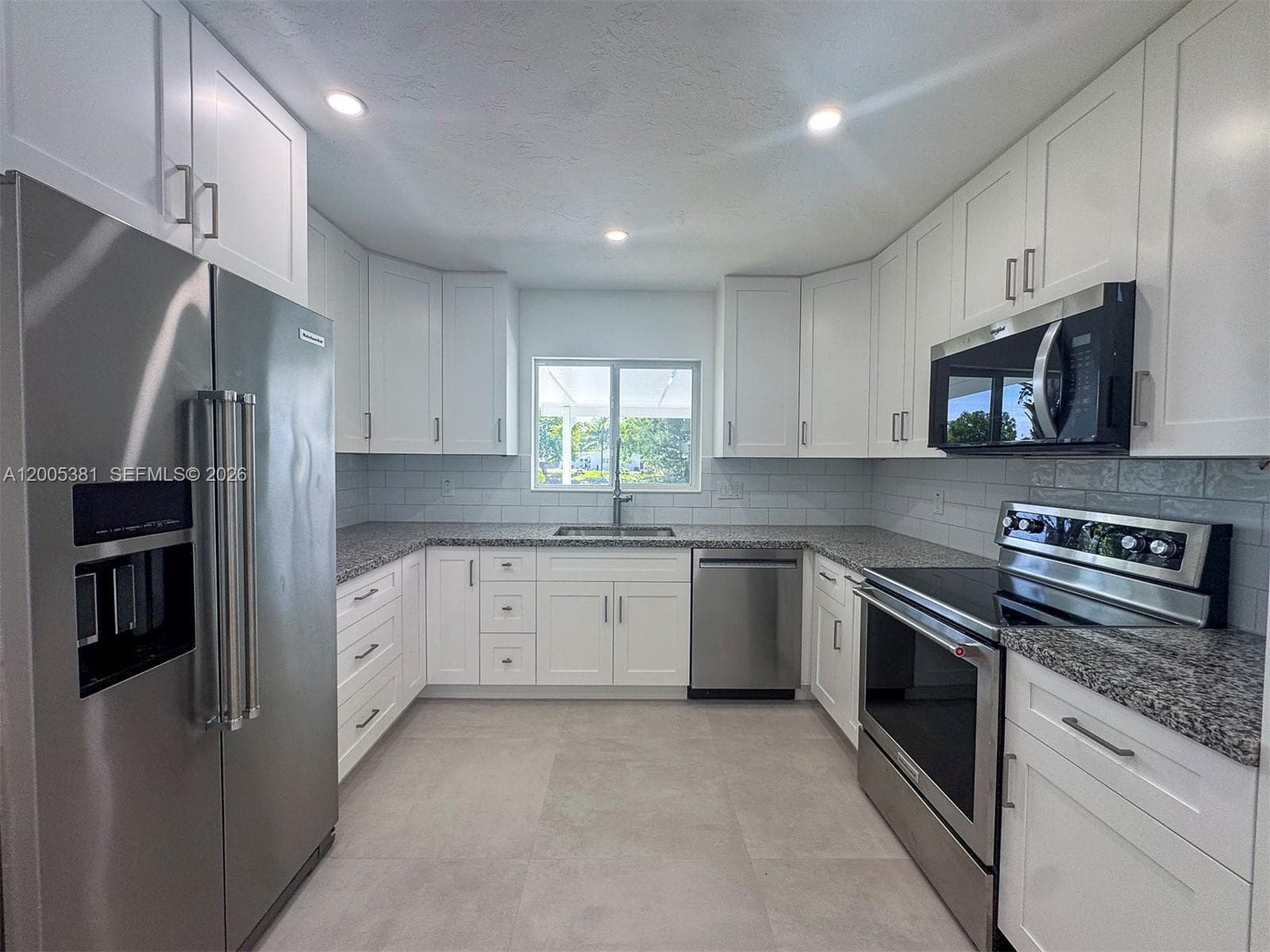 19001 Sterling Dr 0 photo 4