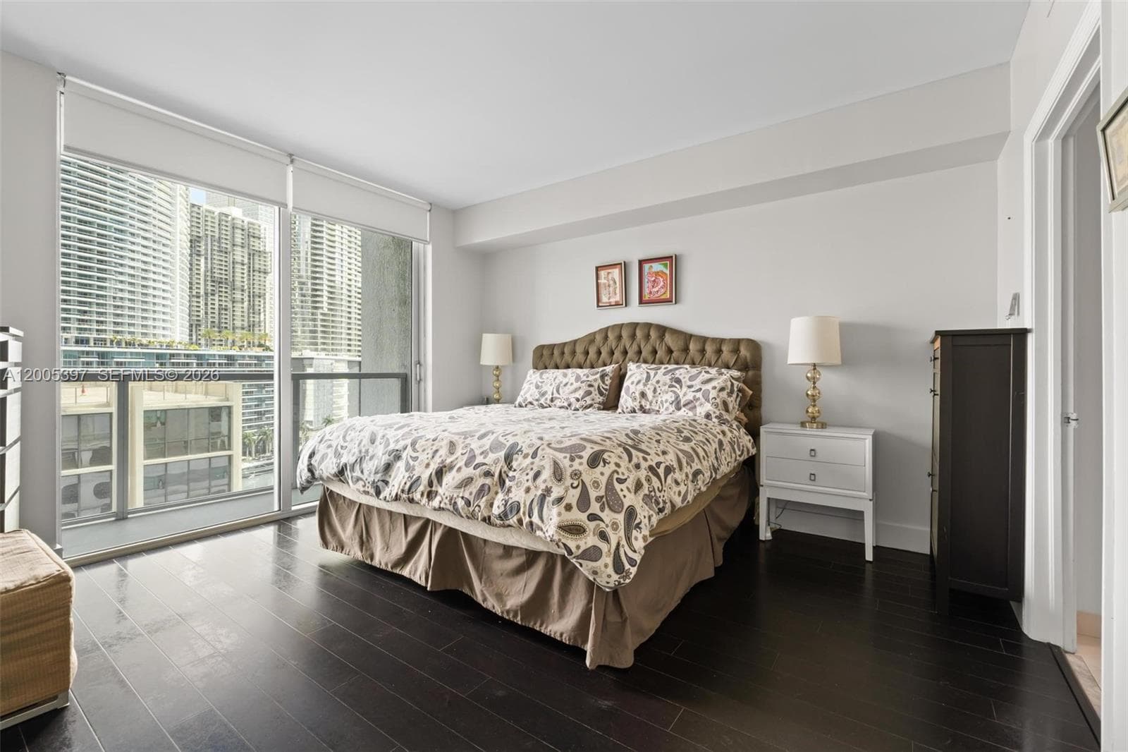 500 Brickell Ave 1405 photo 22