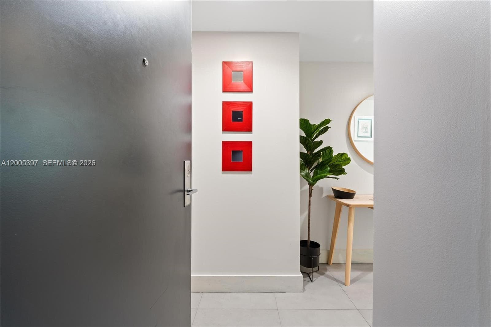 500 Brickell Ave 1405 photo 5