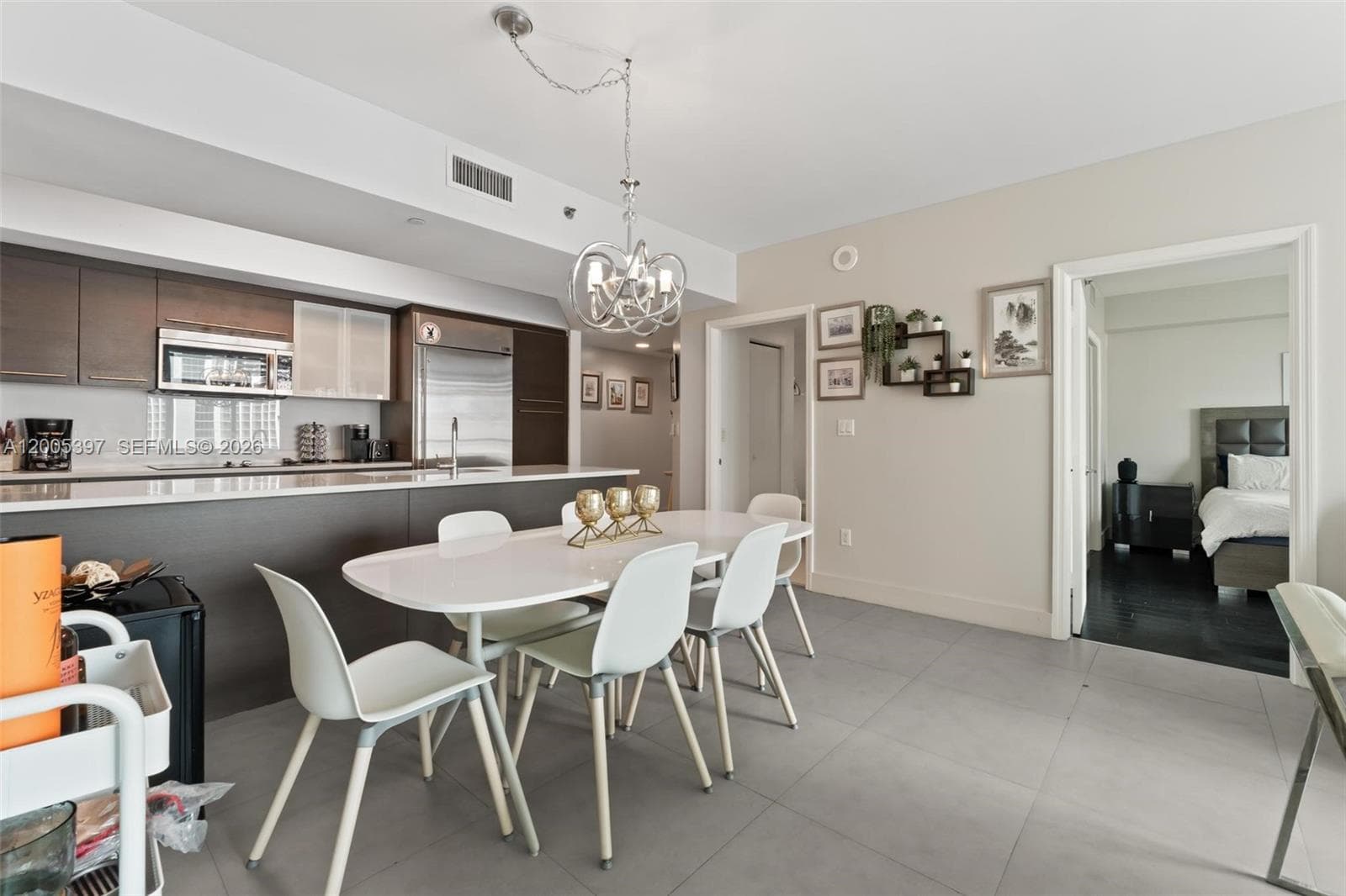 500 Brickell Ave 1405 photo 18