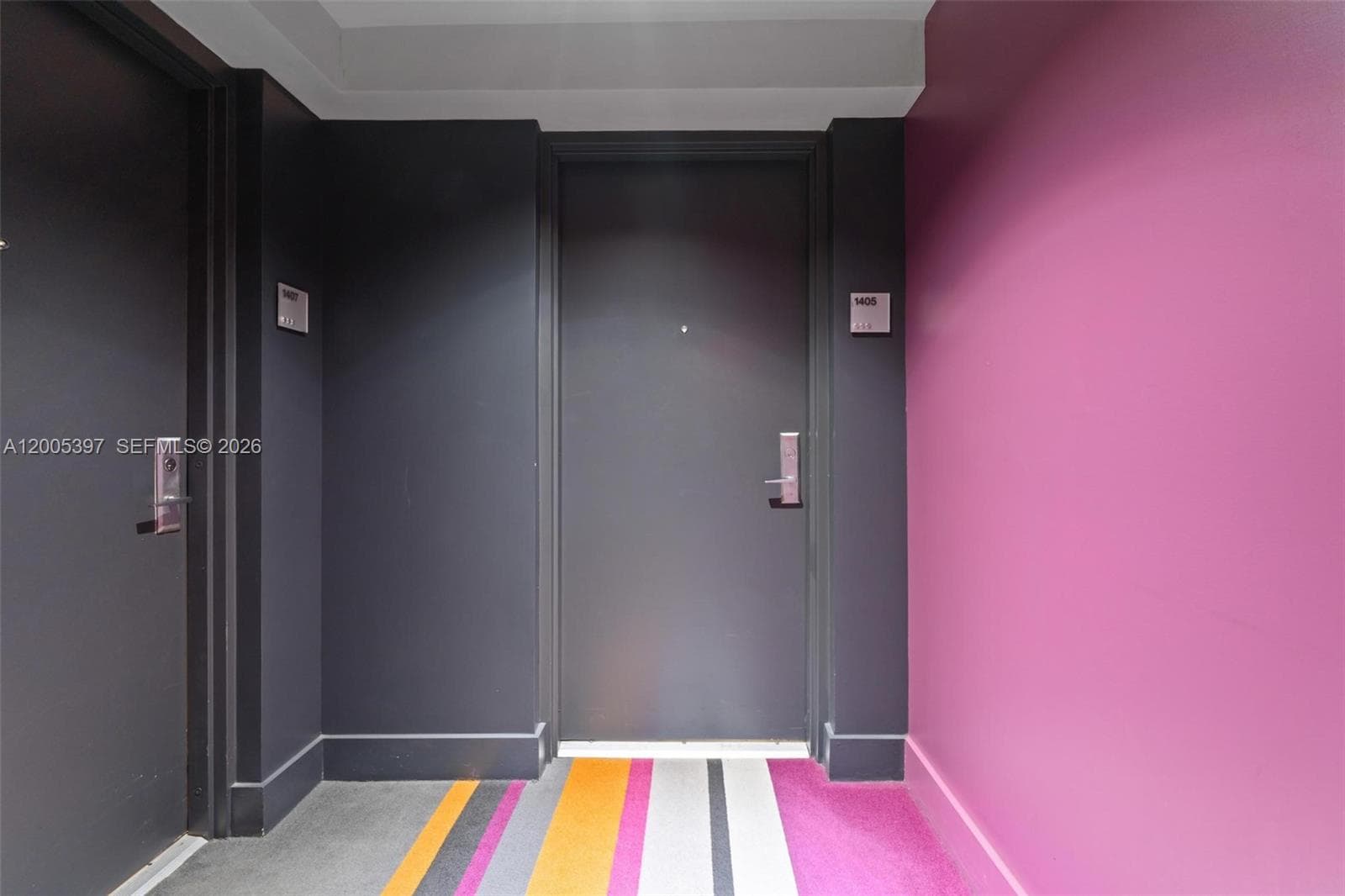 500 Brickell Ave 1405 photo 4