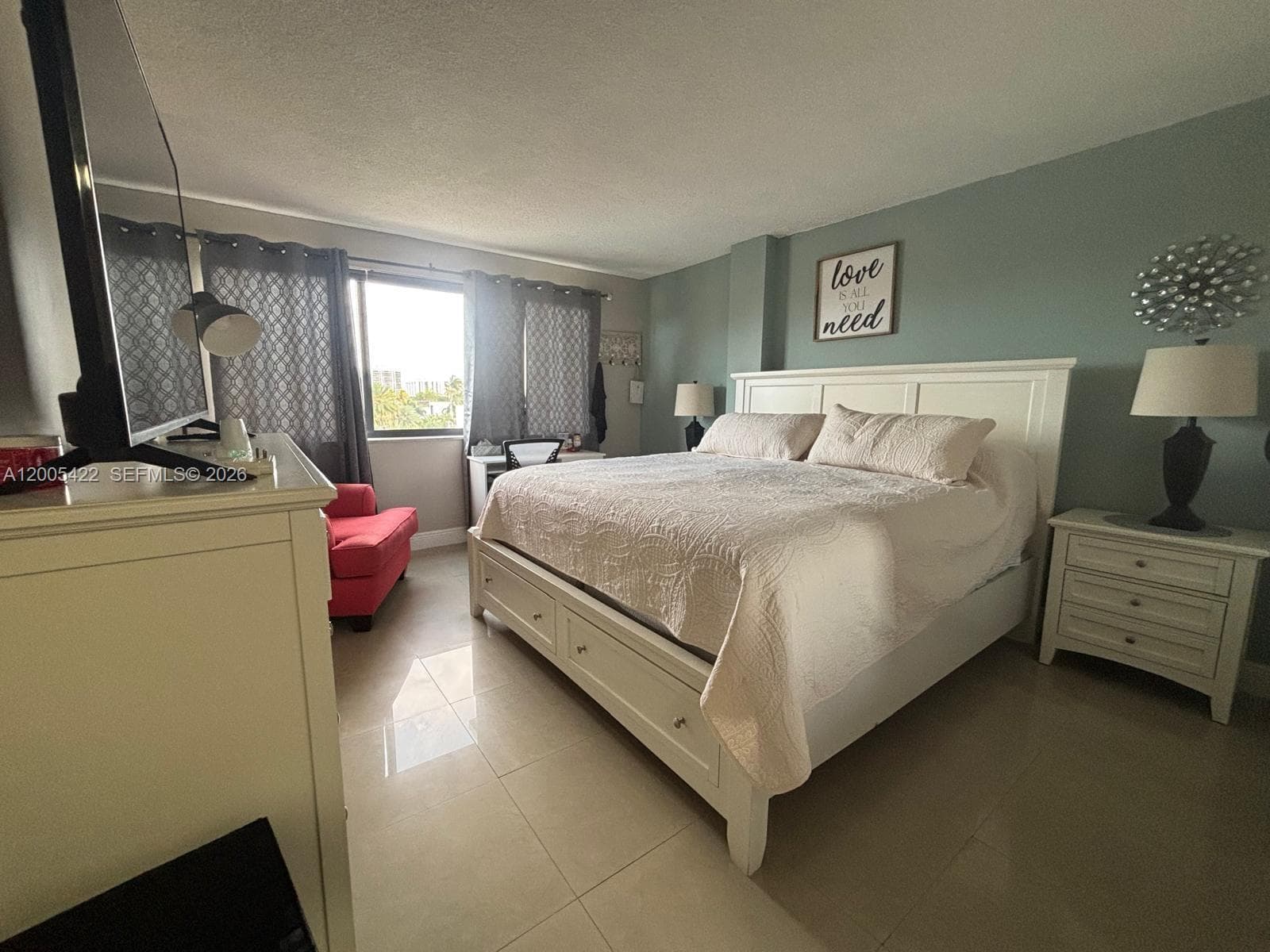 301 Golden Isles Dr 409 photo 10