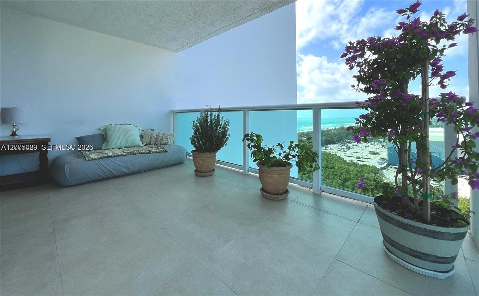 100 Bayview Dr 1827 photo 8