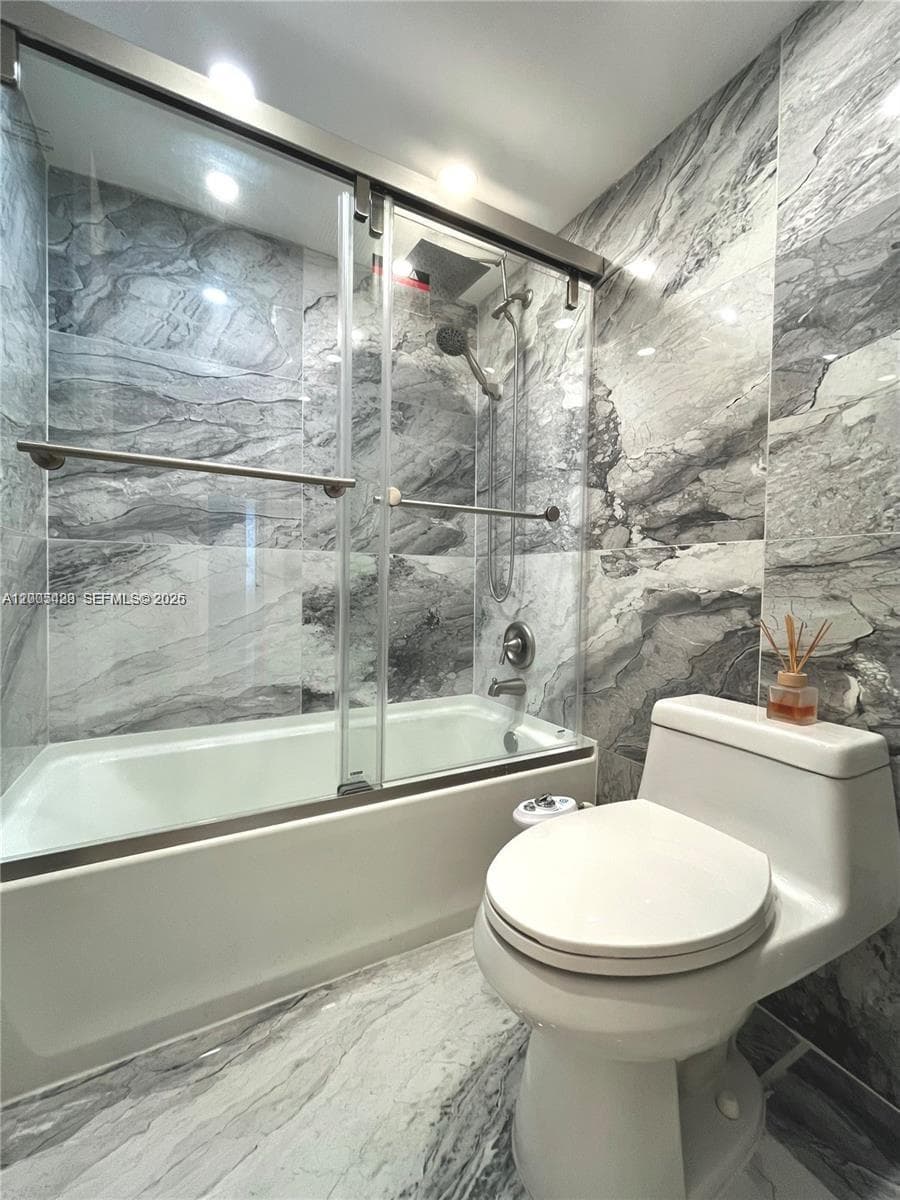 100 Bayview Dr 1827 photo 25