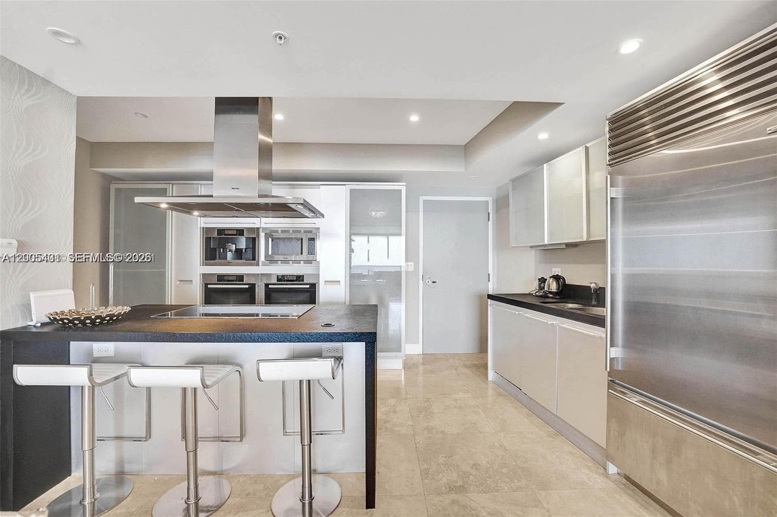 18201 Collins Ave 5202 photo 7