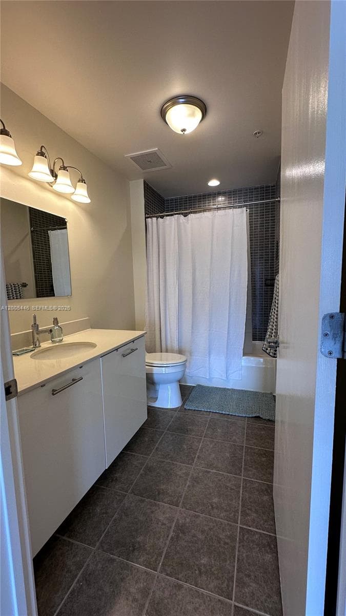 3470 E Coast Ave H1503 photo 9