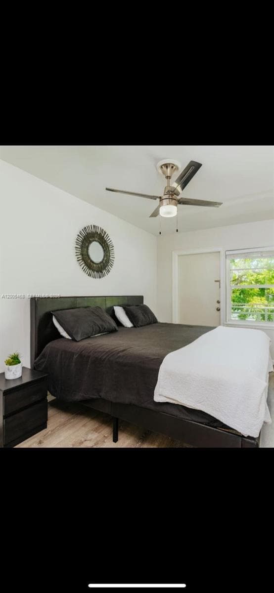 6865 Bay Dr 7 photo 8