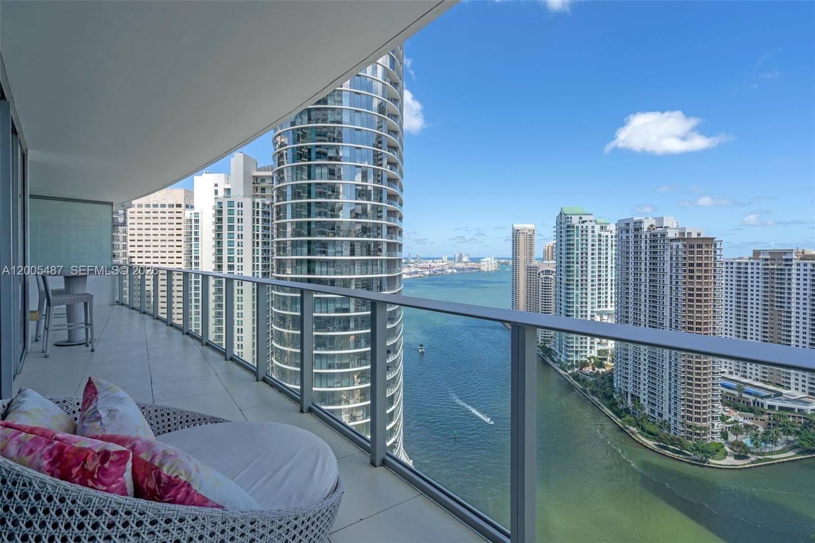 200 Biscayne Boulevard Way 3407 photo 1