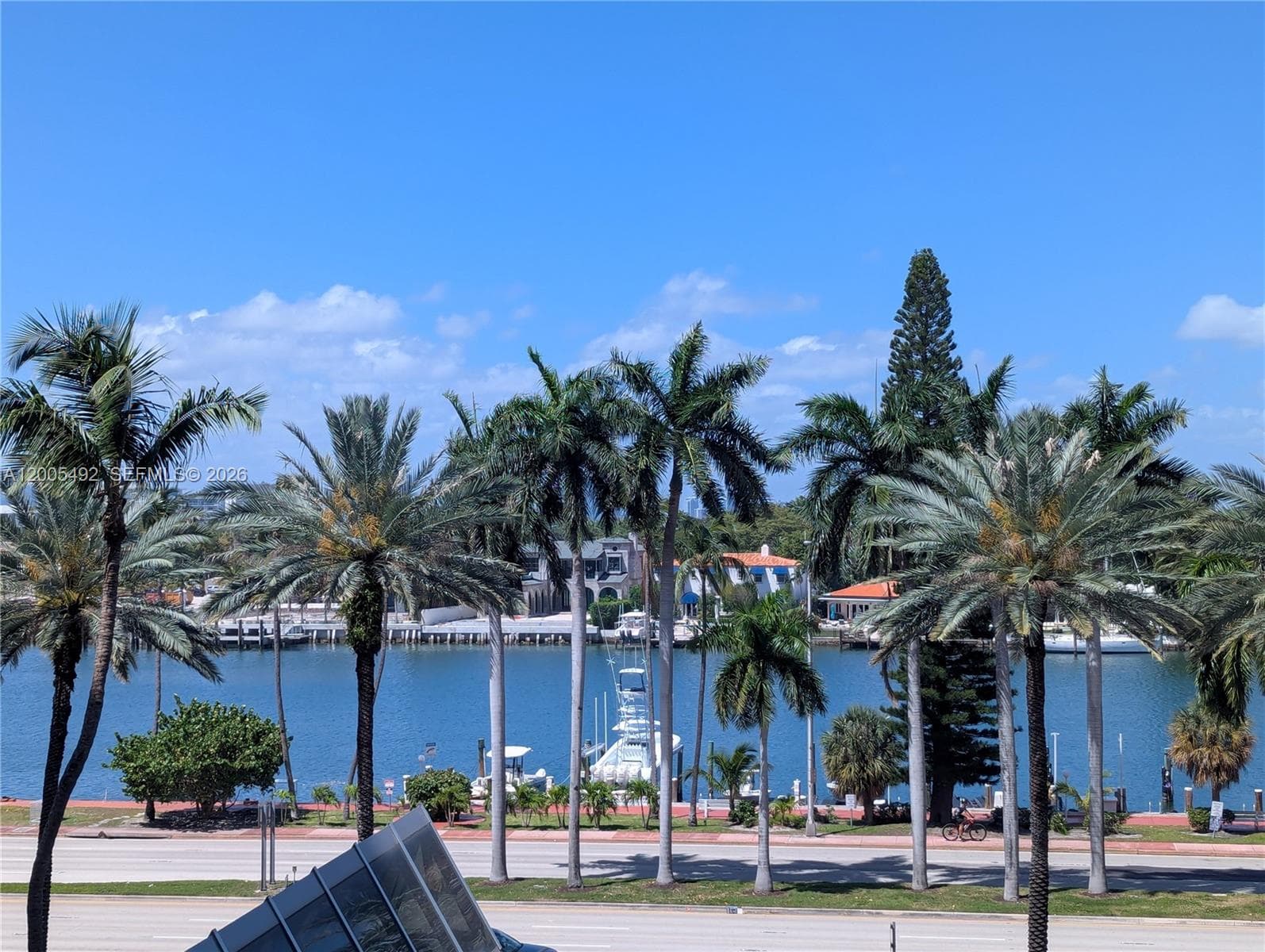 5161 Collins Ave 518 photo 23