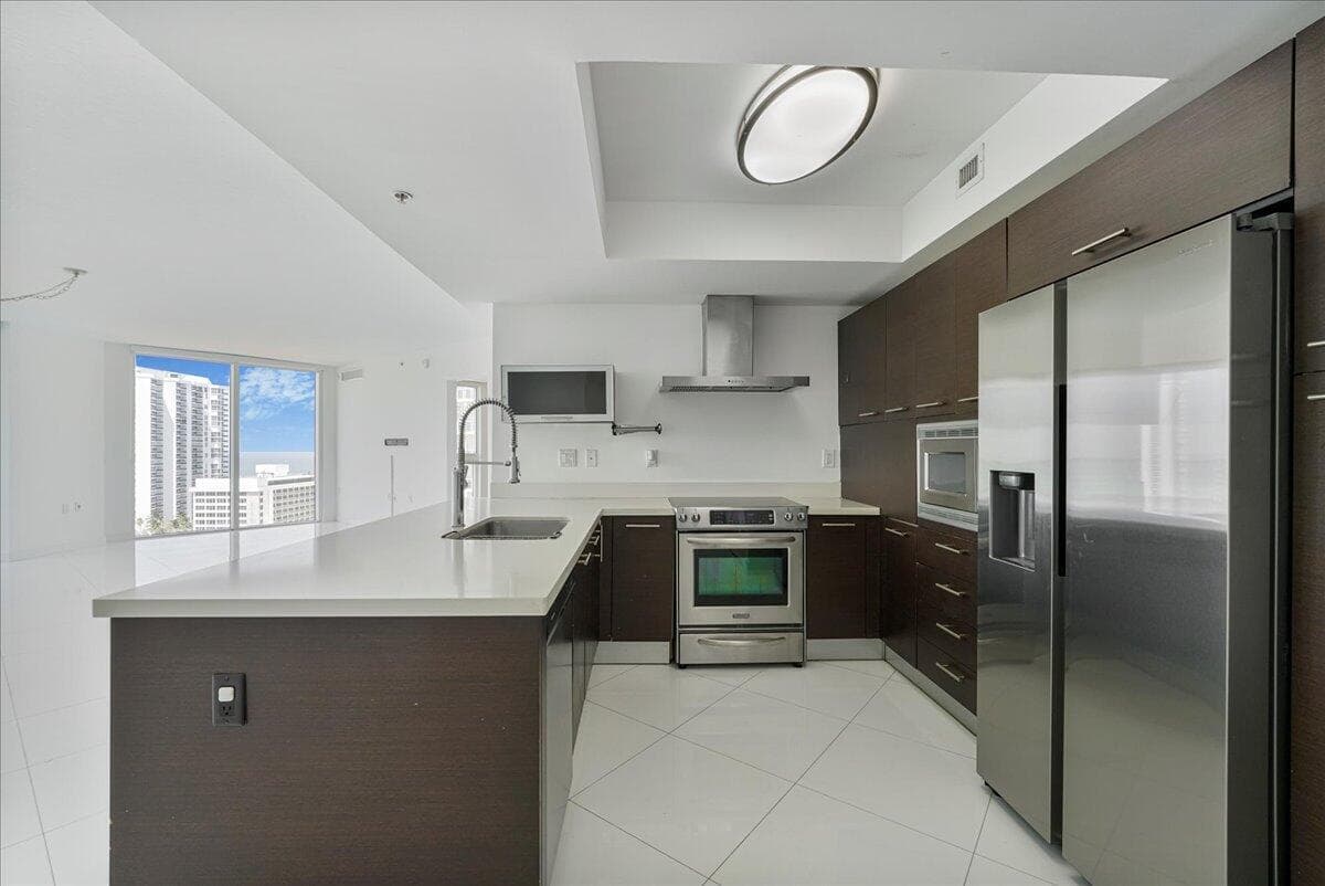 200 Sunny Isles Boulevard 2-1701 photo 2
