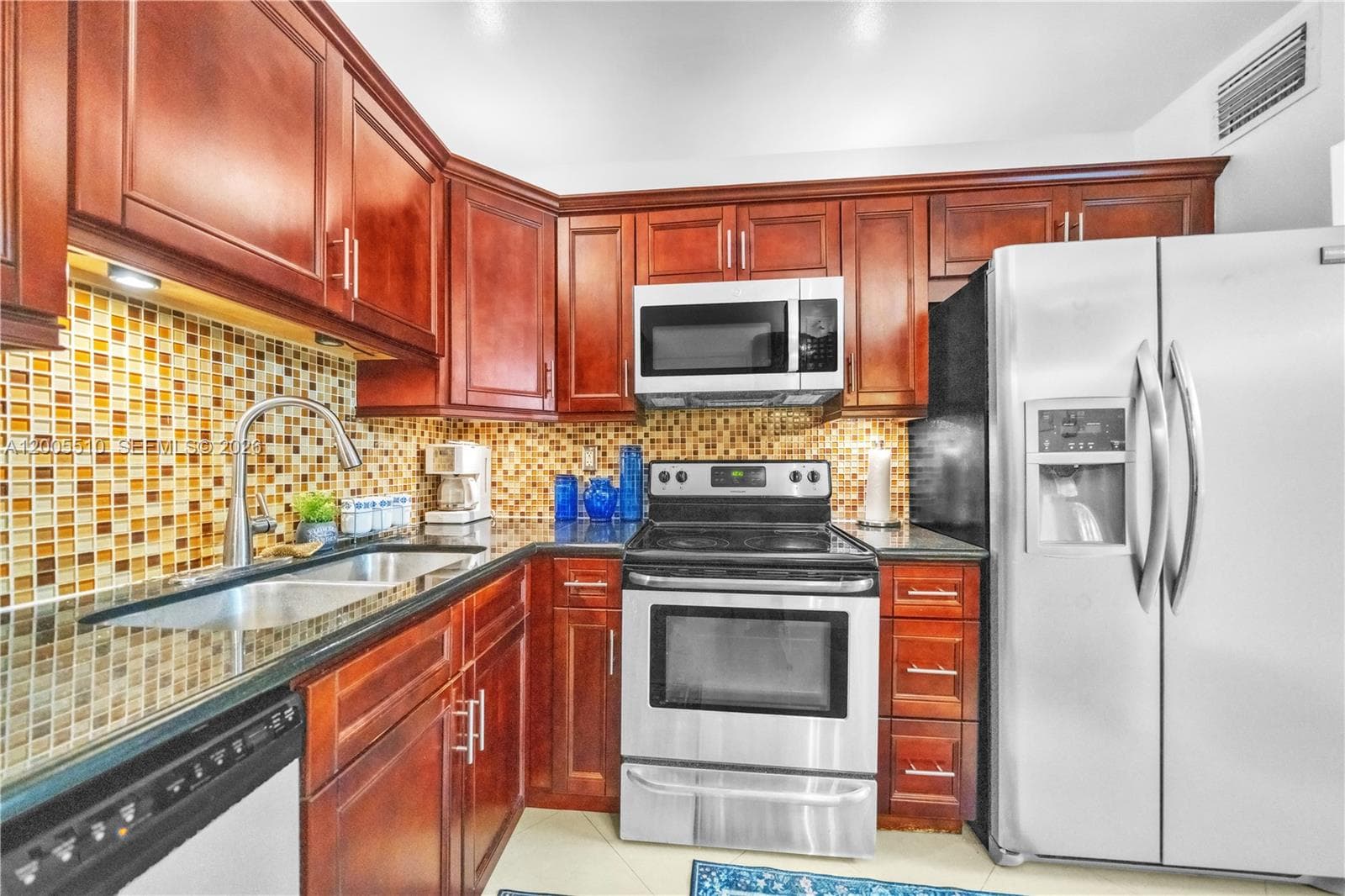 3725 Ocean Dr 1220 photo 10