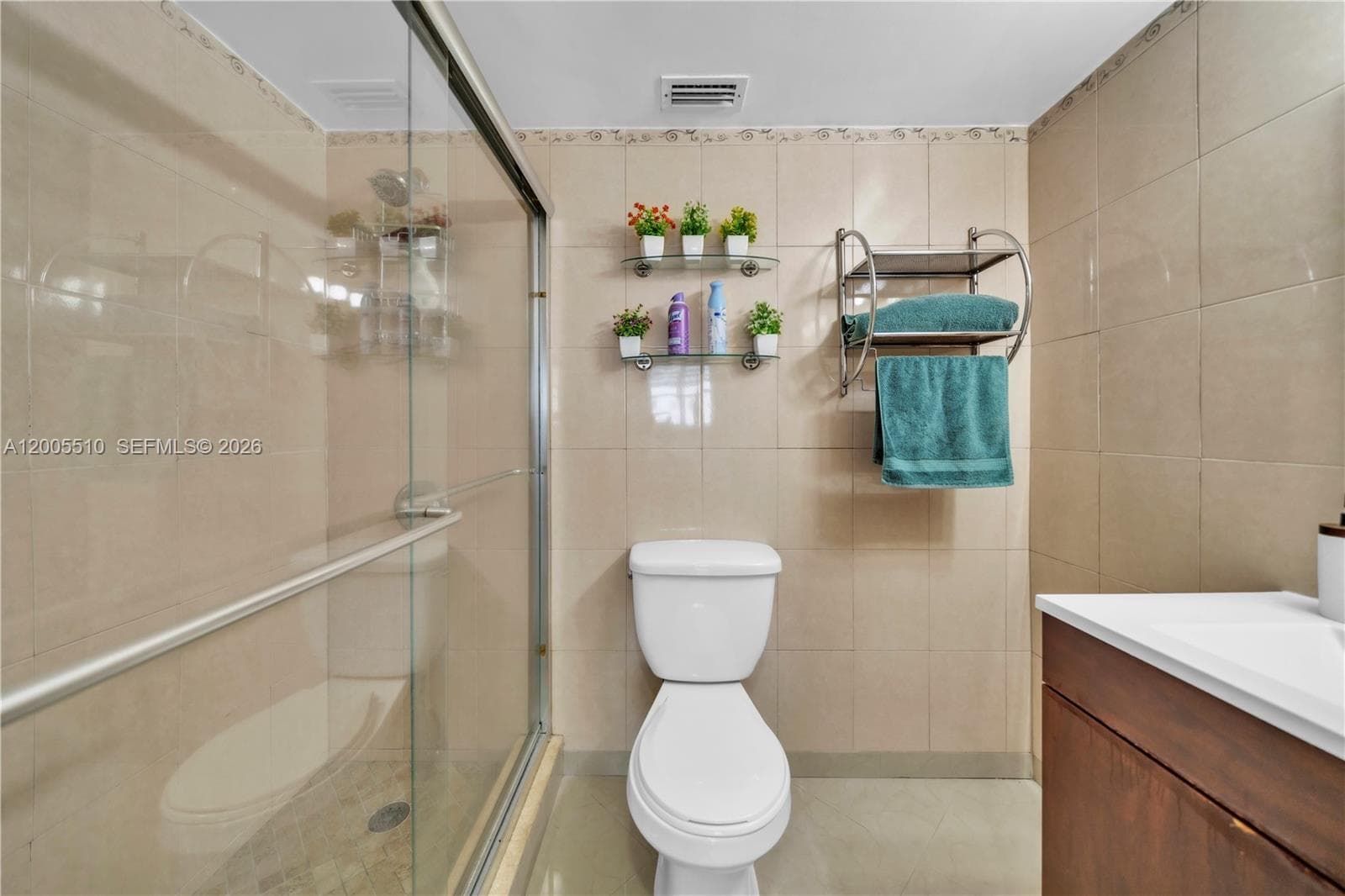 3725 Ocean Dr 1220 photo 18