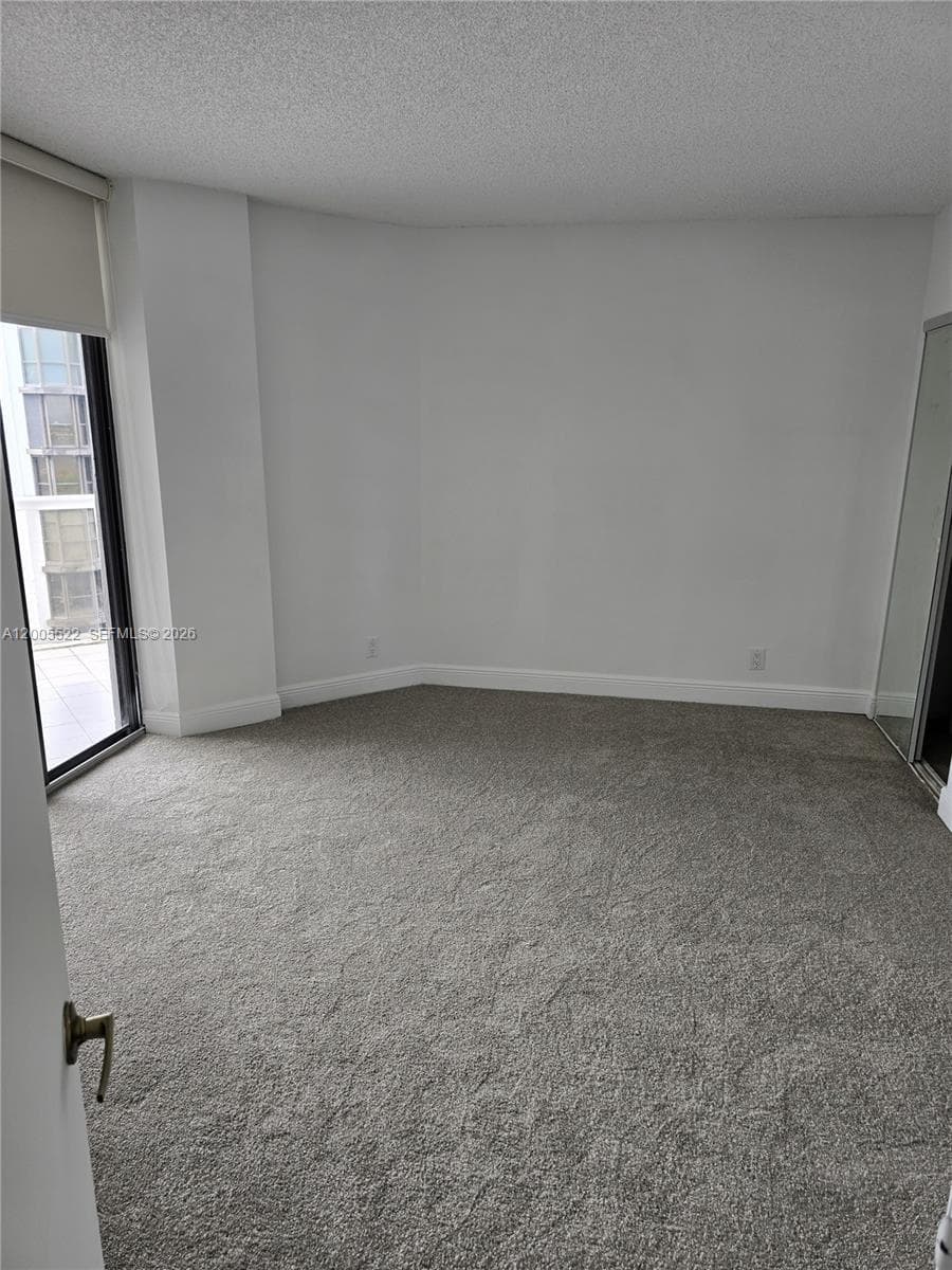 3610 Yacht Club Dr 1016 photo 6