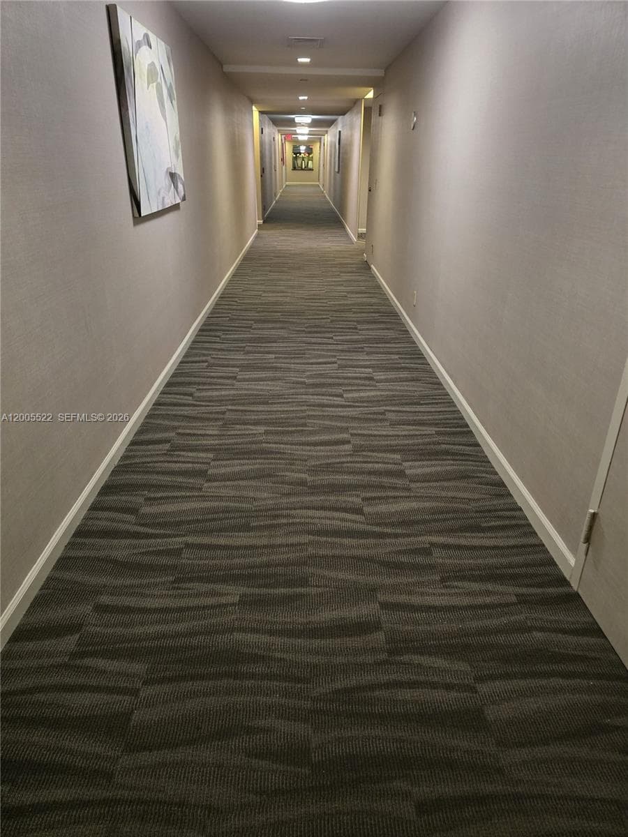 3610 Yacht Club Dr 1016 photo 3