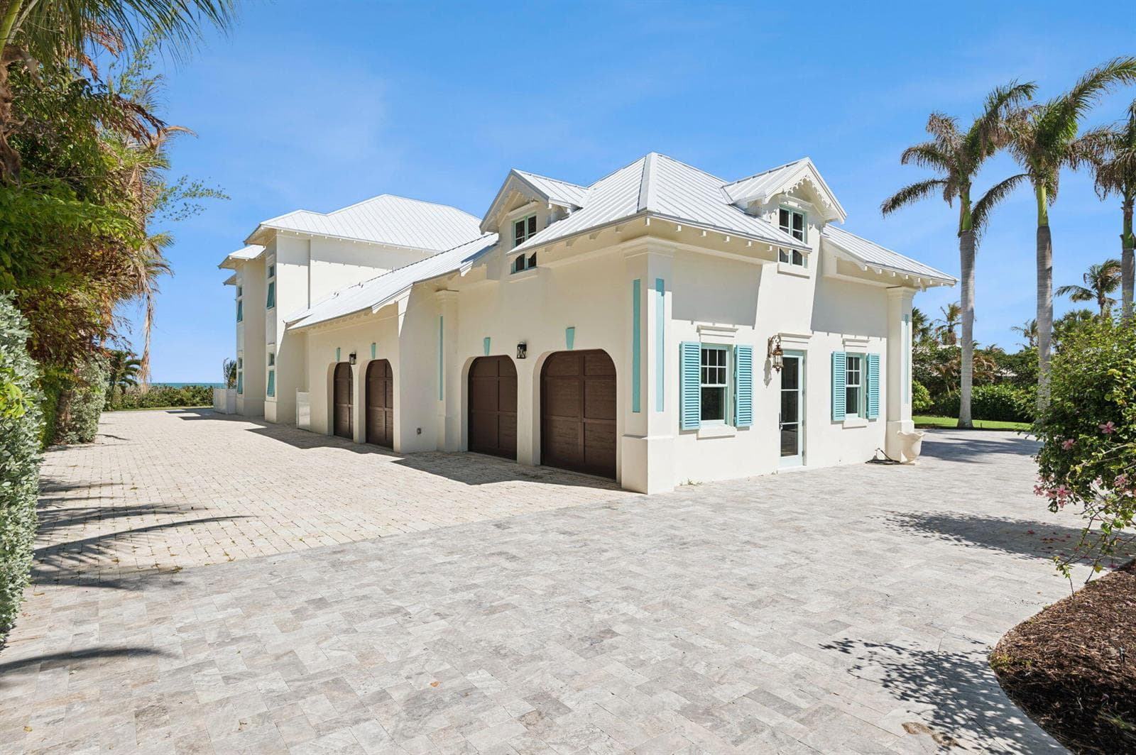 716 Reef Road photo 9