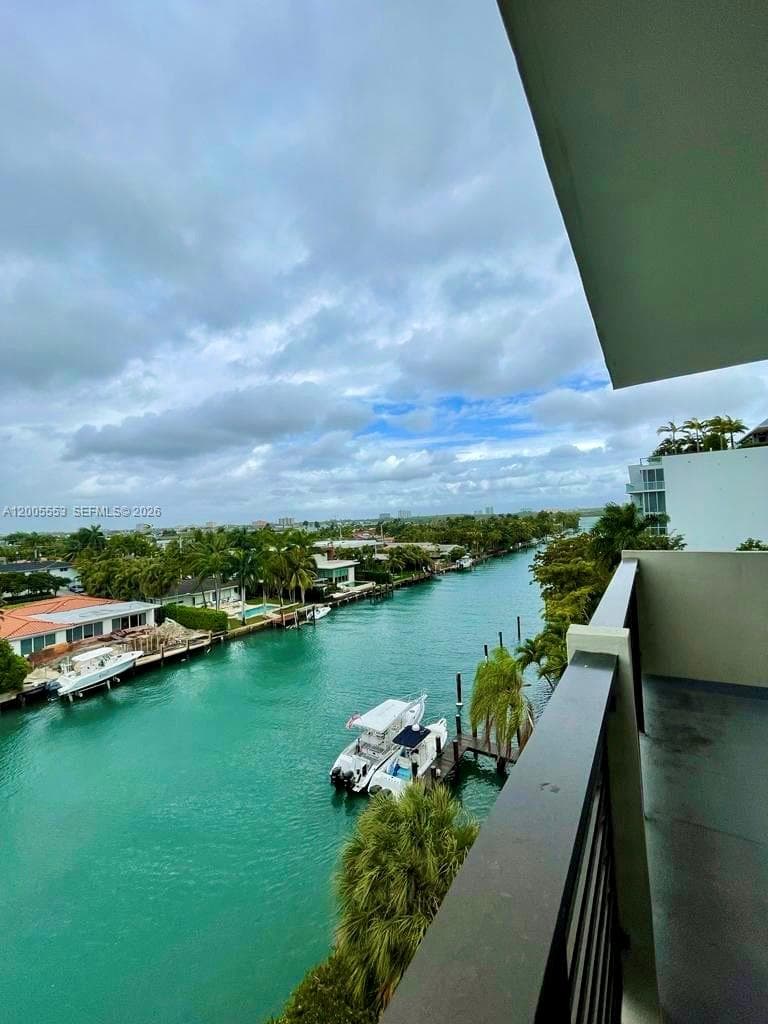 9800 Bay Harbor Dr 603 photo 23