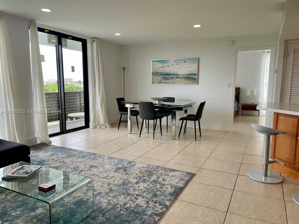 9800 W Bay Harbor Dr 603 photo 6