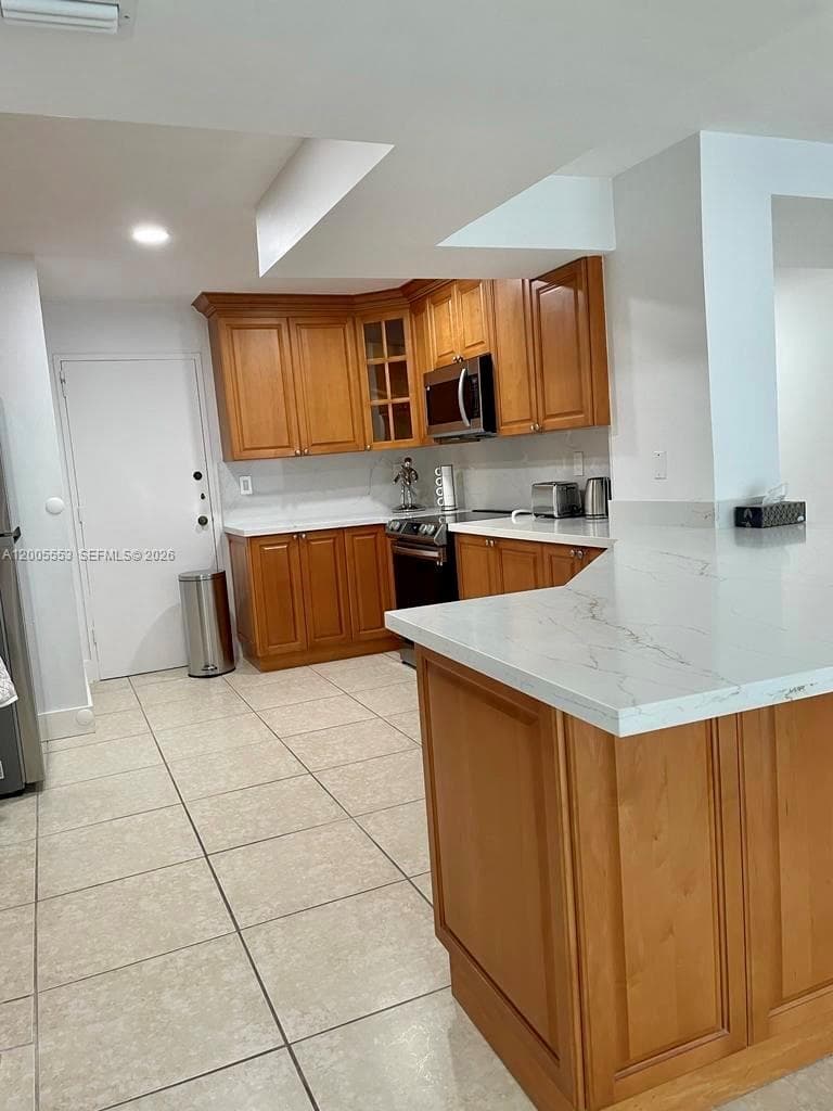 9800 Bay Harbor Dr 603 photo 13