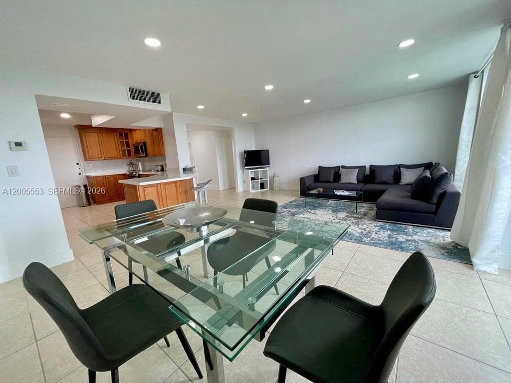 9800 W Bay Harbor Dr 603 photo 7
