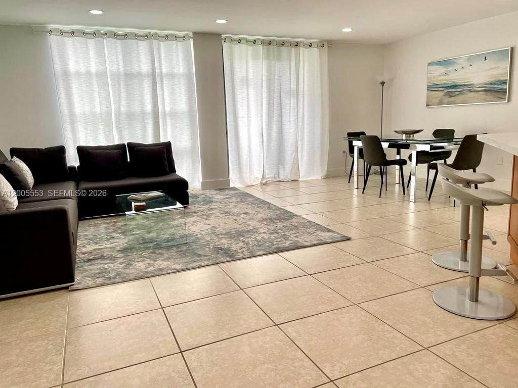 9800 W Bay Harbor Dr 603 photo 5